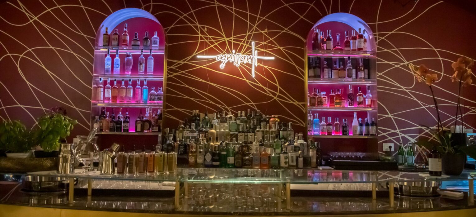 Bere in Hotel: Ognissanti ridisegna la drink list vista mare